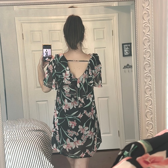 Floral dress - Picture 2 of 4